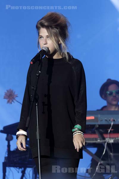 SELAH SUE - 2012-06-22 - PARIS - Hippodrome de Longchamp - 